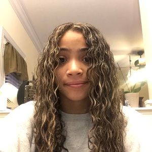 Meet your Posher, Tori